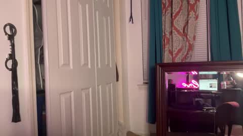 Tori online show from 14, 11, 2025