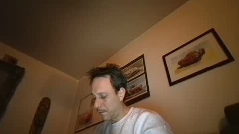 Snapshot of degrandis chatting on 16, 2, 2025 Luka Magic online show from 16, 2, 2025