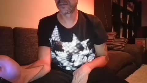 Snapshot of degrandis chatting on 3, 10, 2025 Luka Magic online show from 3, 10, 2025