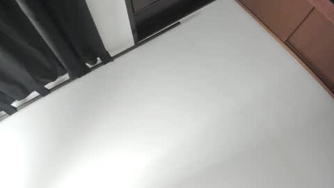 Snapshot of dei_v_48 chatting on 14, 2, 2025 DEIVY online show from 14, 2, 2025