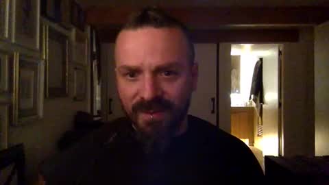 Hermes online show from 28, 10, 2025