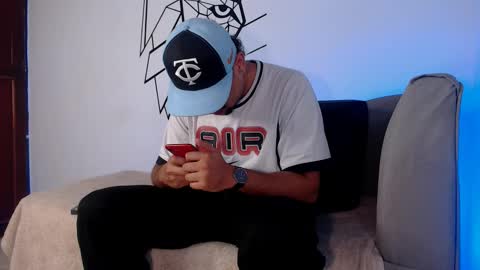 Snapshot of deivy_gram chatting on 4, 12, 2025 DEIVY online show from 4, 12, 2025