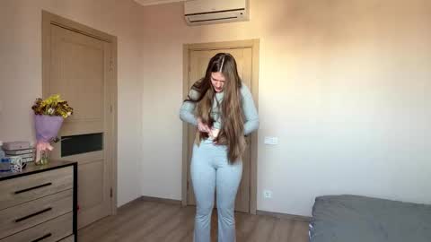 Mila online show from 20, 3, 2026