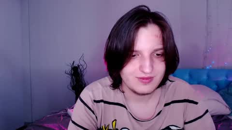 Alex online show from 7, 4, 2026