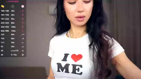 Hello everyone Im Tessa Make yourself comfortable. Were going to have fun together  online show from 21, 9, 2025