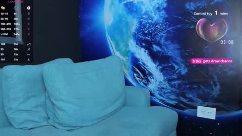 Delessandro online show from 22, 10, 2025