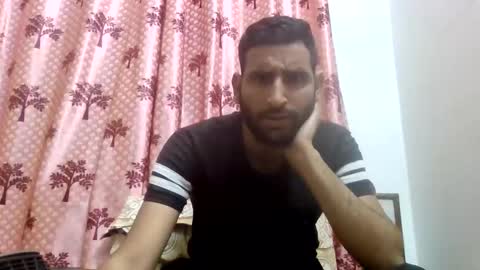 Snapshot of delhihornycouple chatting on 11, 1, 2026 akash kavya online show from 11, 1, 2026