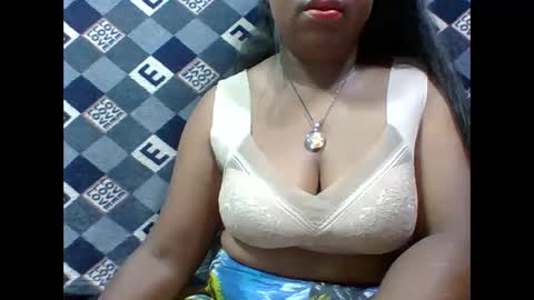 deliah712909 online show from 28, 10, 2025