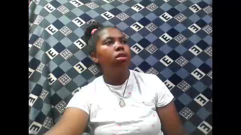 deliah712909 online show from 17, 11, 2025