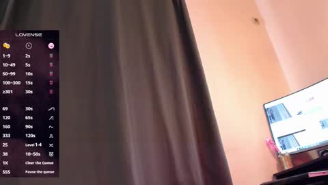 Nicole online show from 16, 3, 2026