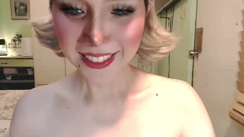 Snapshot of deliciosats chatting on 20, 5, 2026 Mercedes online show from 20, 5, 2026