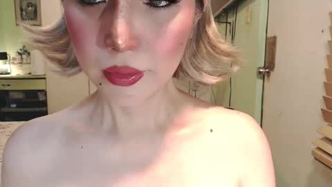 Snapshot of deliciosats chatting on 22, 5, 2026 Mercedes online show from 22, 5, 2026