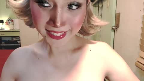 Snapshot of deliciosats chatting on 27, 5, 2026 Mercedes online show from 27, 5, 2026