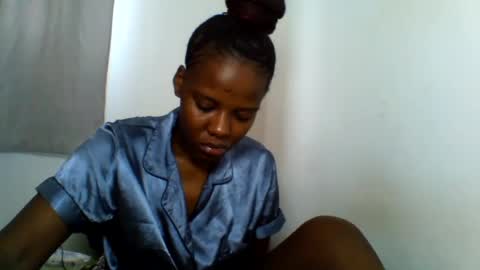 Snapshot of deliciousbabe01 chatting on 18, 6, 2026 EVAH online show from 18, 6, 2026