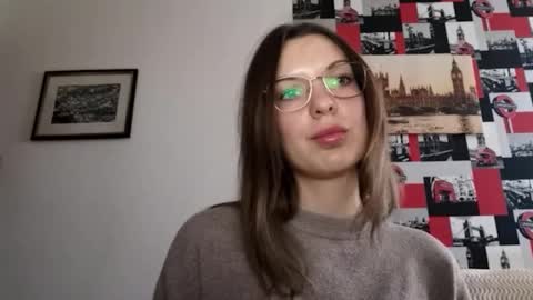 Aurora online show from 9, 1, 2025