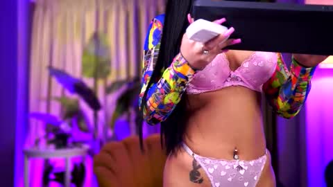 Delilah online show from 22, 3, 2026