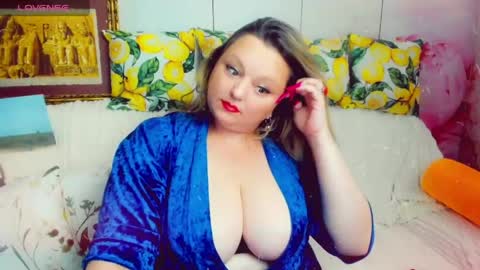 Snapshot of delinnia chatting on 21, 5, 2026 Margo online show from 21, 5, 2026