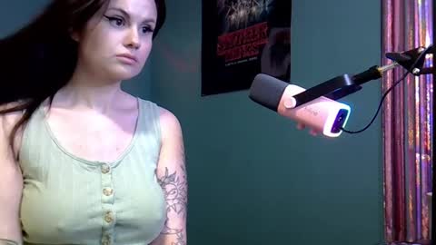 Snapshot of dellacrush_ chatting on 24, 2, 2025 dellacrush_ online show from 24, 2, 2025