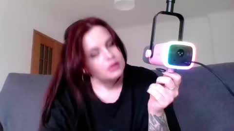 Snapshot of dellacrush_ chatting on 28, 2, 2025 dellacrush_ online show from 28, 2, 2025