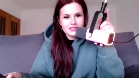 Snapshot of dellacrush_ chatting on 10, 3, 2025 dellacrush_ online show from 10, 3, 2025