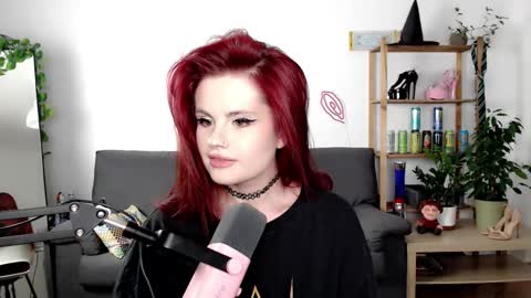 Snapshot of dellacrush_ chatting on 17, 9, 2025 dellacrush_ online show from 17, 9, 2025