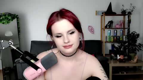 Snapshot of dellacrush_ chatting on 27, 9, 2025 dellacrush_ online show from 27, 9, 2025