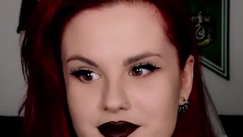 Snapshot of dellacrush_ chatting on 13, 11, 2025 dellacrush_ online show from 13, 11, 2025