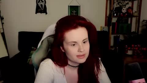 Snapshot of dellacrush_ chatting on 22, 11, 2025 dellacrush_ online show from 22, 11, 2025