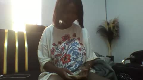 Snapshot of dellarine517299 chatting on 9, 1, 2026 dellarine517299 online show from 9, 1, 2026