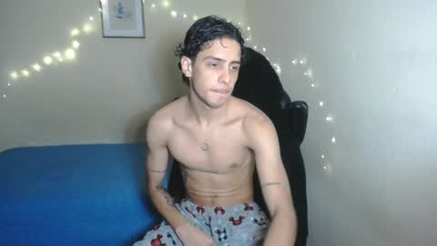 Snapshot of demeter_salviati chatting on 22, 2, 2025 Demeter Salviati online show from 22, 2, 2025