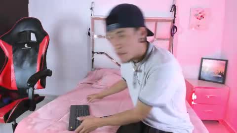 Snapshot of demian_salvatoire chatting on 23, 6, 2026 Demian and Salvatoire online show from 23, 6, 2026