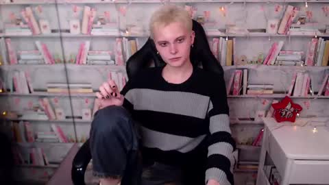 Snapshot of demianenglen chatting on 16, 1, 2025 demianenglen online show from 16, 1, 2025