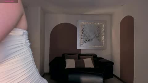 Snapshot of deminova chatting on 28, 4, 2026 DEMI NOVA online show from 28, 4, 2026