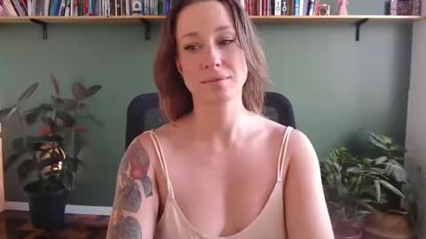 demmetria online show from 24, 11, 2025