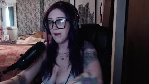 Demoness Mina online show from 6, 10, 2025