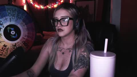 Snapshot of demongf chatting on 20, 5, 2026 Demoness Mina online show from 20, 5, 2026