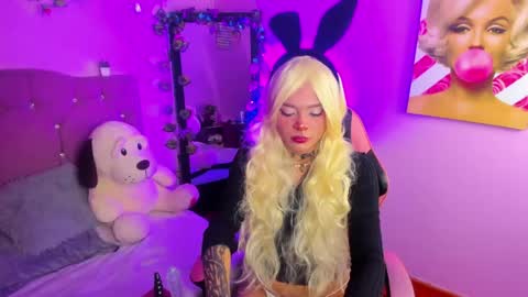 Snapshot of demony_deadboy chatting on 14, 4, 2026 Maki online show from 14, 4, 2026