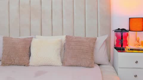 DEMY online show from 5, 1, 2025