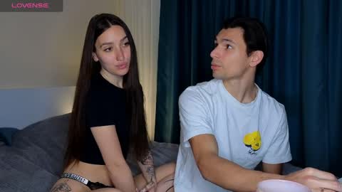 den_kikki online show from 20, 4, 2026