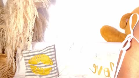 Snapshot of deniisswet chatting on 24, 10, 2025 online show from 24, 10, 2025