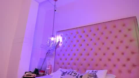 denisse_logan online show from 10, 11, 2025