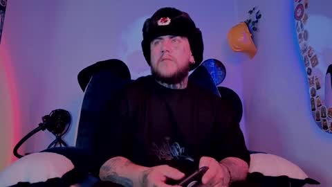 Snapshot of denjig chatting on 15, 9, 2025 Oliver online show from 15, 9, 2025