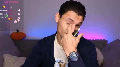 Den online show from 6, 10, 2025