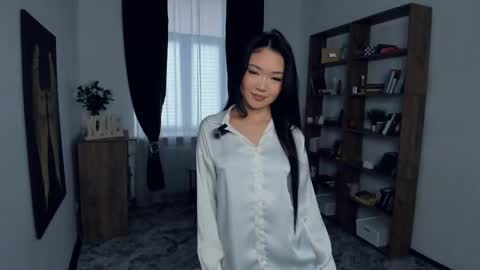 Snapshot of denlys chatting on 2, 12, 2025 Mikky online show from 2, 12, 2025