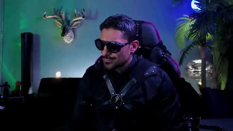 dennis_cox_ online show from 24, 3, 2026