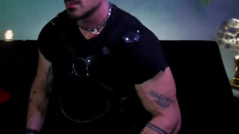 dennis_cox_ online show from 9, 4, 2026