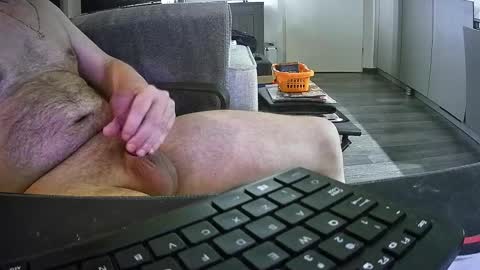 Dennis online show from 12, 10, 2025