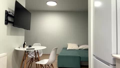 Snapshot of denniskibler chatting on 1, 3, 2026 Denni online show from 1, 3, 2026