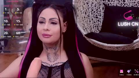 Snapshot of denychantall chatting on 11, 2, 2025 denychantall online show from 11, 2, 2025