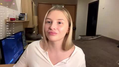 Vi  Victoria online show from 3, 11, 2025